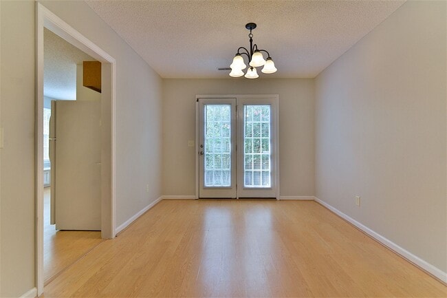 Photo - 5 Providence Plantation Ct