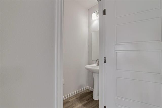 Photo - 1136 E Broadway Ave