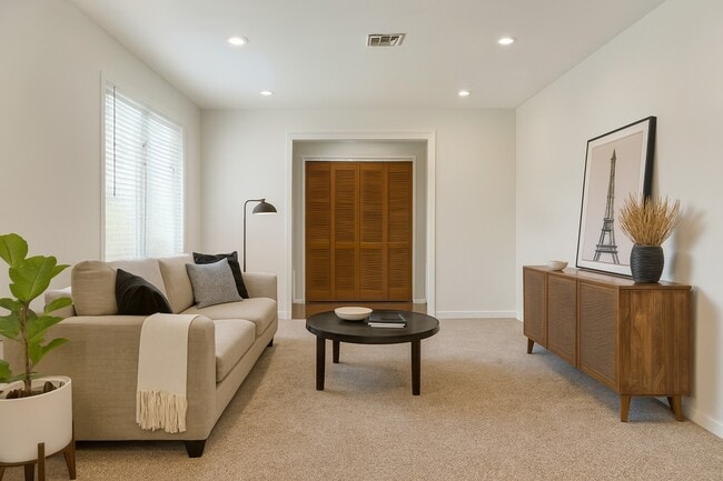 Sala de estar - 3737 Hunting Creek Rd