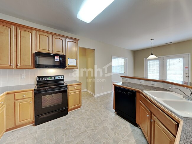 Photo - 8411 Laurel Run Dr