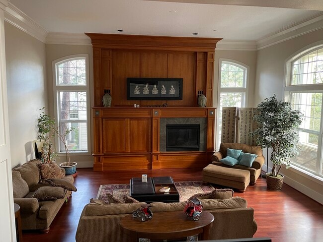 Photo - 14267 Uplands Dr