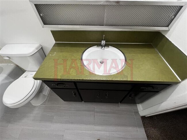 Photo - 1544 S 400 E