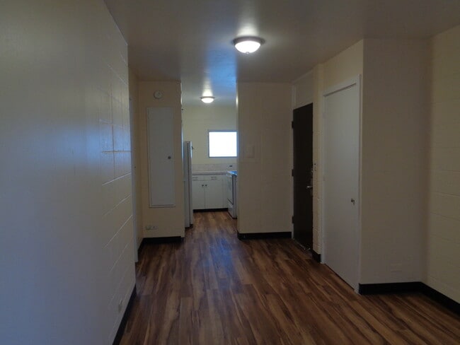 Photo - 2 Bed/1 Bath unit on Cleghorn St in Waikiki Unit 101