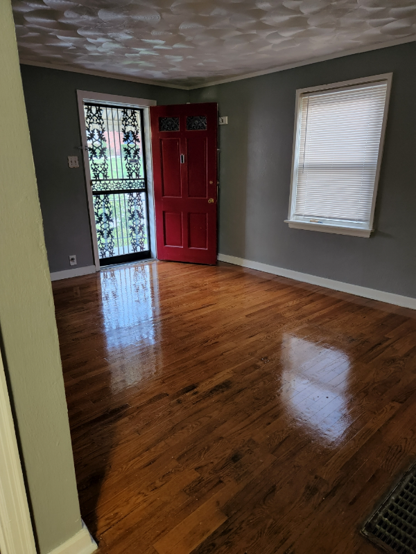 Photo - 4706 Roxie St