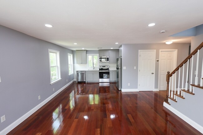 Photo - 70 Mt Hope St Apartamento Unidad 2