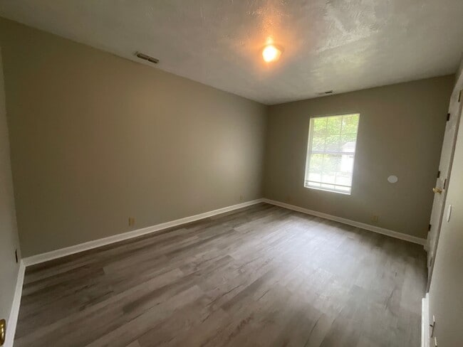 Photo - 124 Brainerd Ave