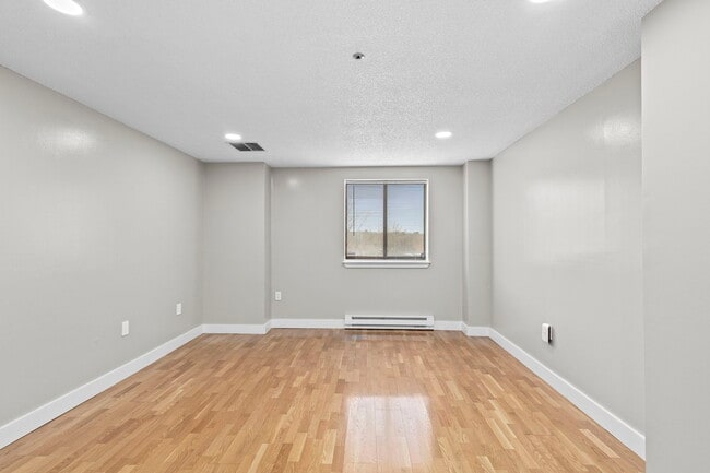 Photo - 200 Burkhall St Condo Unit 108
