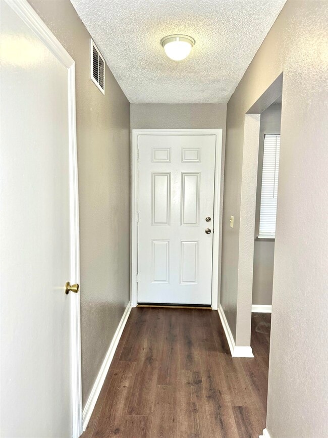 Photo - 1928 Nicklaus Ct