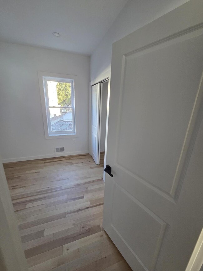 9 Voorhees St Unidad 1st Floor