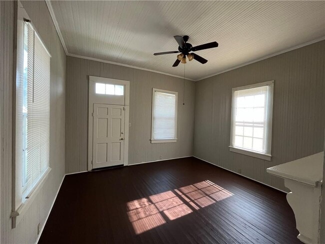 Photo - 1003 Texas St