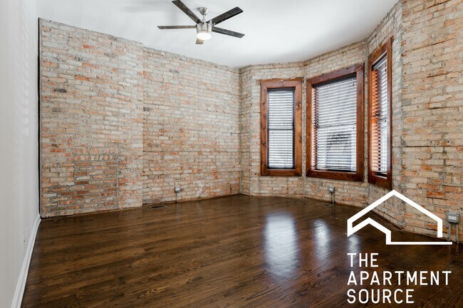 Photo - 1758 W Montrose Ave Unidad 1