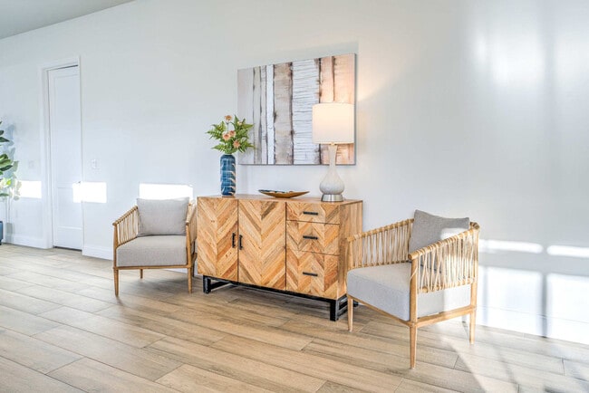 Photo - 685 107th Ave N Unit SI ID1504184P