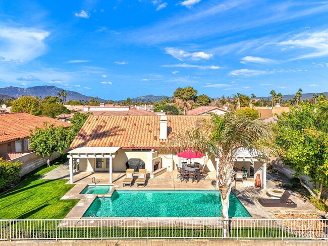 Photo - 48638 Hepburn Dr