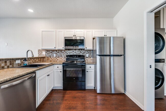 Photo - 312-A Unidad 102