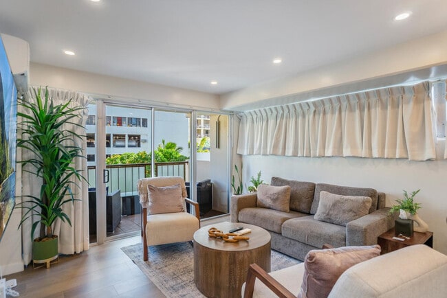 2464 Prince Edward St Unit SI FL5-ID1327714P