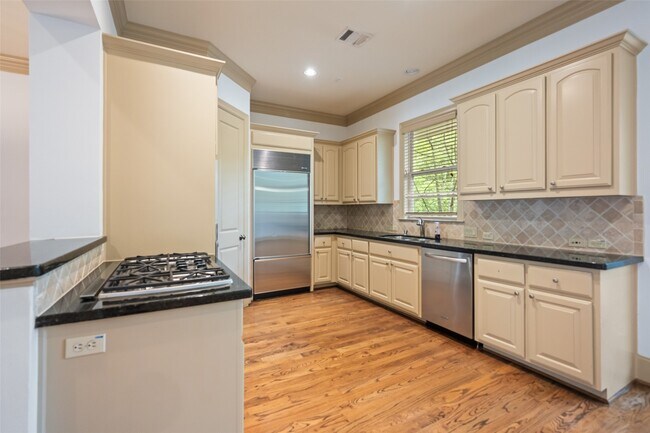 Photo - 4607 Regent Manor Dr