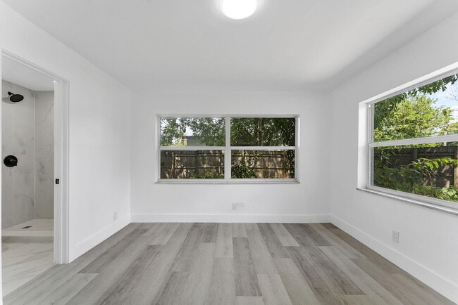 Photo - 747 NW 1st Terrace