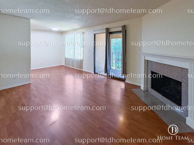 Photo - 16205 NE 12th Ct Unit #E72