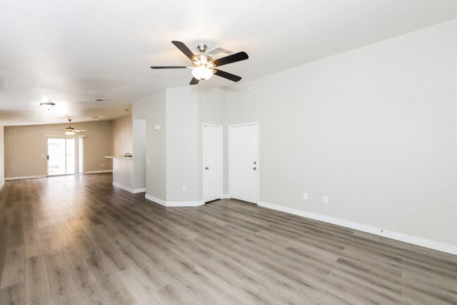 Photo - 5285 Mineral Lake Dr
