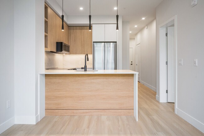 Photo - 34395 Gladys Ave