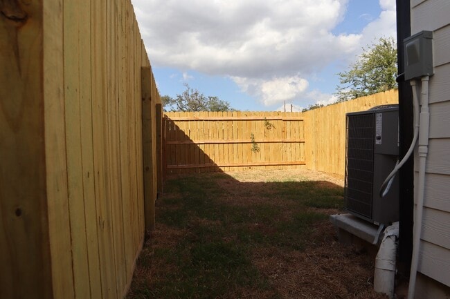 Photo - 8009 Caddo Rd