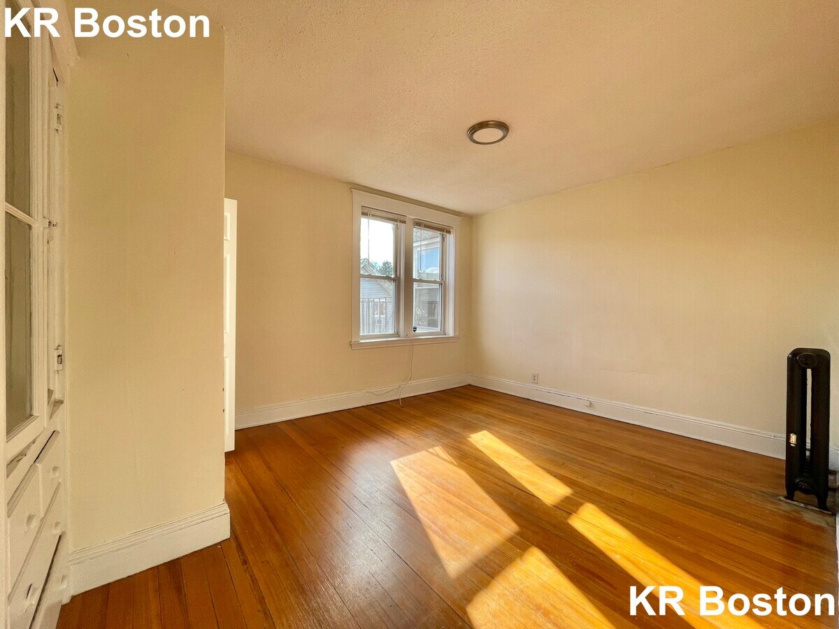 Photo - 520 Cambridge St Unidad 2