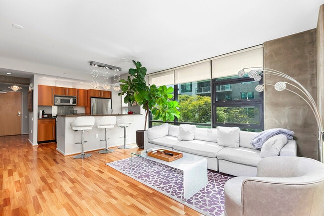 Photo - 350 Eleventh Ave Unidad 316