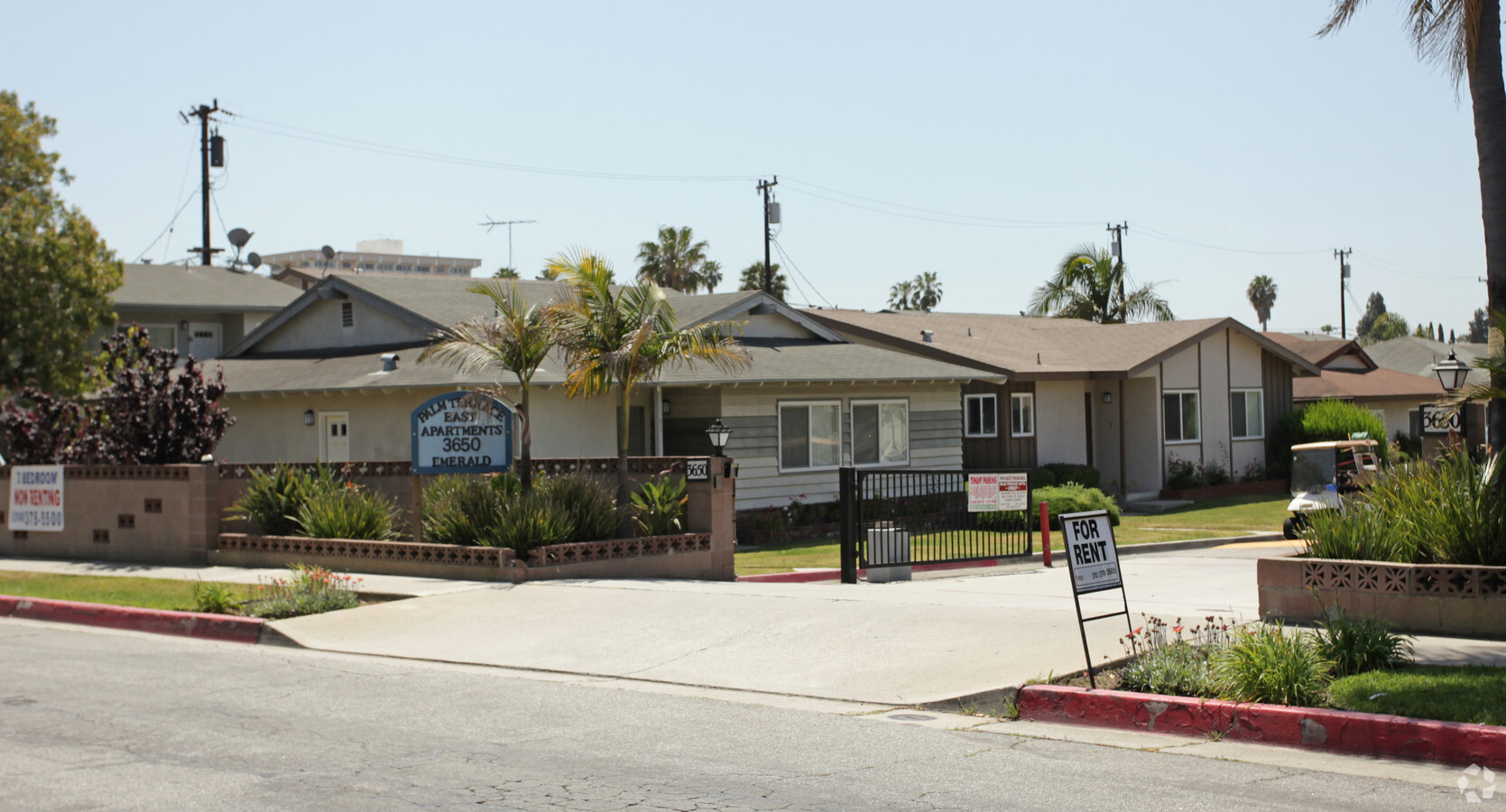 Palm Terrace East - Palm Terrace East Apartments