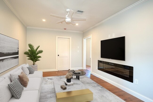 Photo - 369 Grant St Unit 3