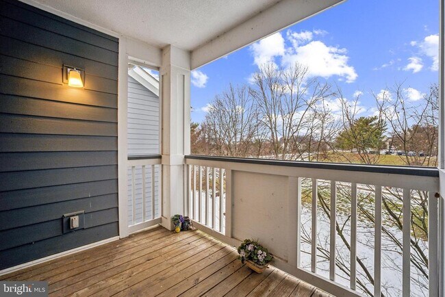 Photo - 20281 Beechwood Terrace Unit 302