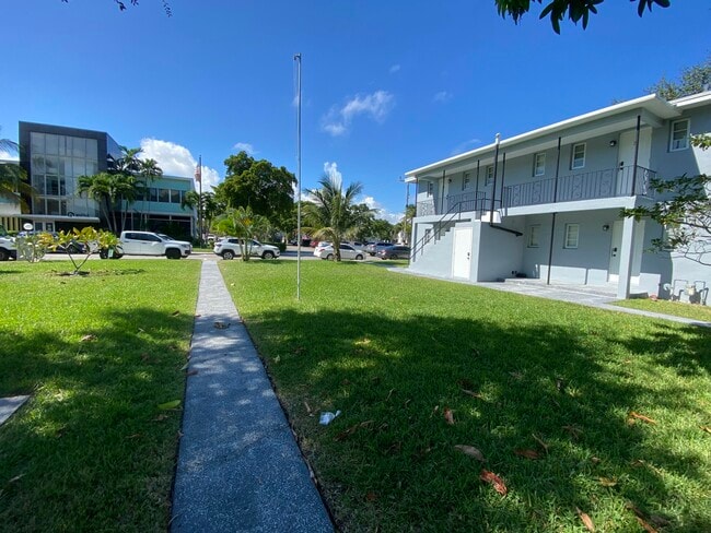 Photo - 115 Lucerne Ave Unidad 1