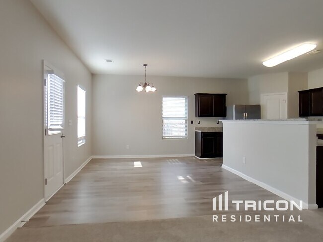 Photo - 1498 Turning Leaf Ln