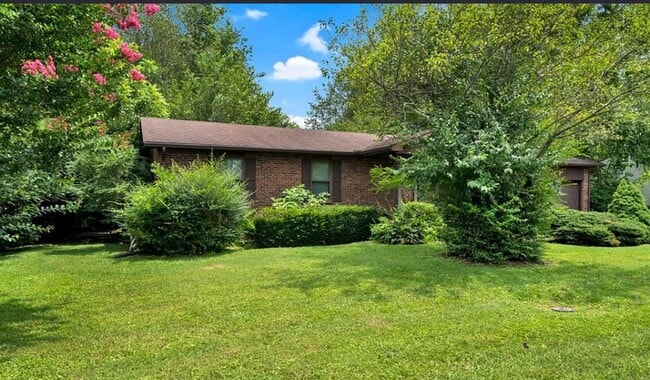 Building Photo - 809 Clifford Dr Rental
