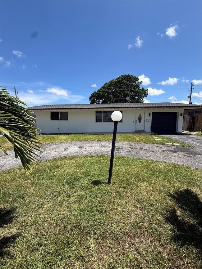 Photo - 8720 NW 11th St
