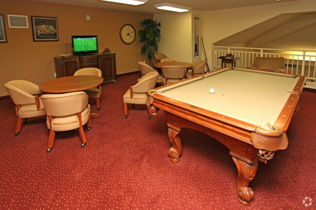 Photo - Holiday Cedar Ridge