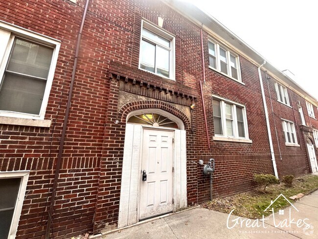 Building Photo - 2521 Central St Unit 4 Rental