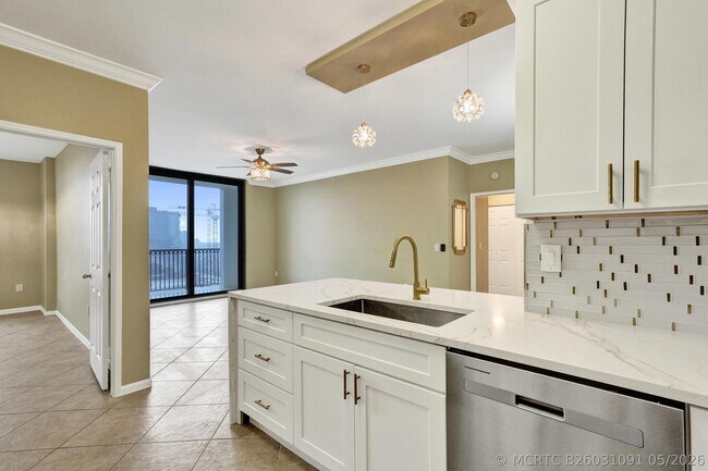 651 Okeechobee Blvd Unit 1010