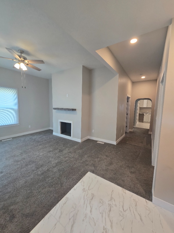Photo - 214 S State St