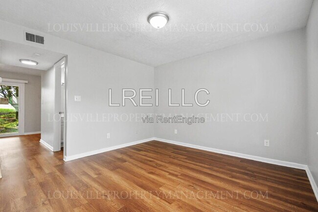 Photo - 621 Westport Rd Unit 3