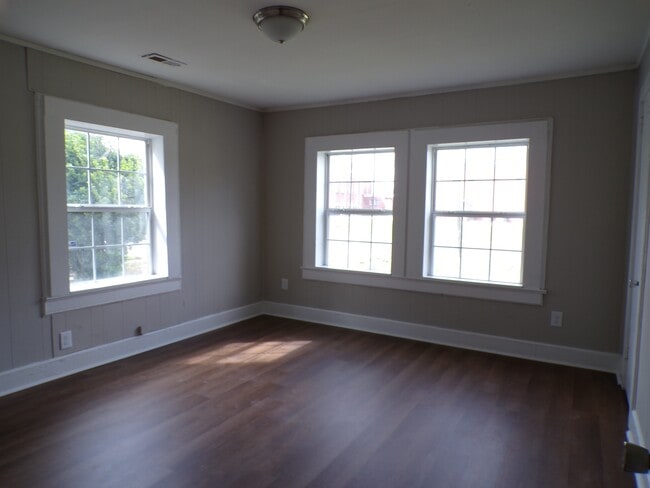 Photo - 407 S Park Rd SW