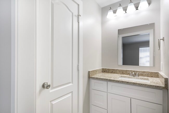 Photo - 28243 Chalet Park Dr