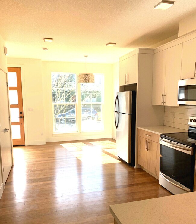 Photo - 1377 N Humboldt St