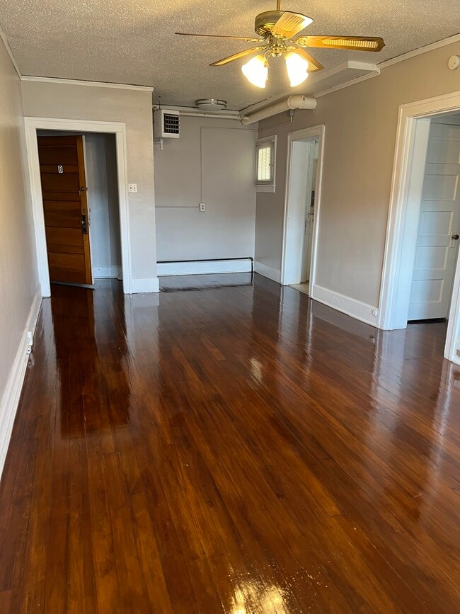 Apt B at $795.00