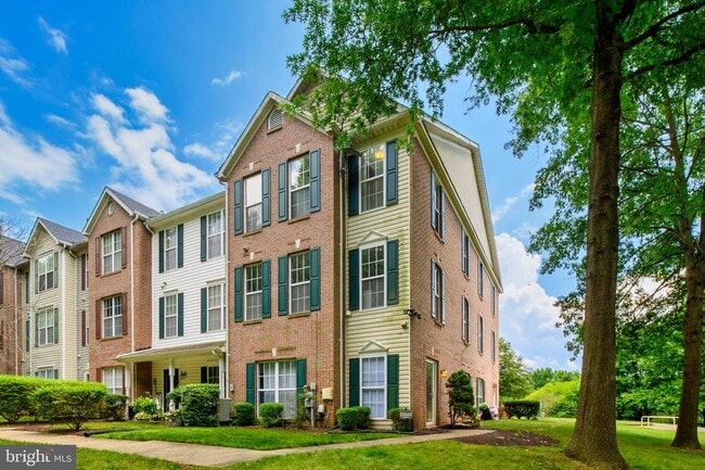 Photo - 3622 Elmcrest Ln Townhome