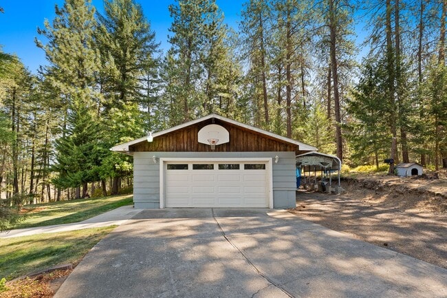 Photo - Beautiful 5-Bedroom close to Greenbluff. M...