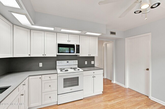 Photo - 1334 Sabrina Ct Unit 1334