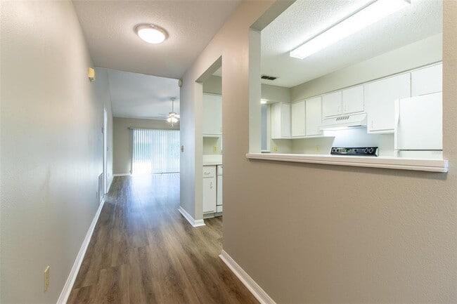 Photo - 2445 SE 18th Cir