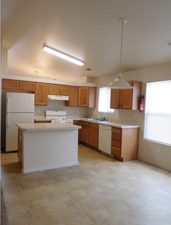 Photo - 2315 Iron Gate Trail SW