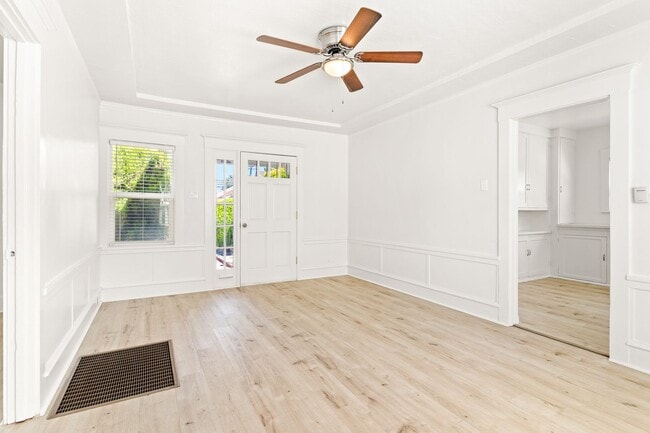 Building Photo - Comfort and Convenience: Cottage Living in... Unit 197 Rental