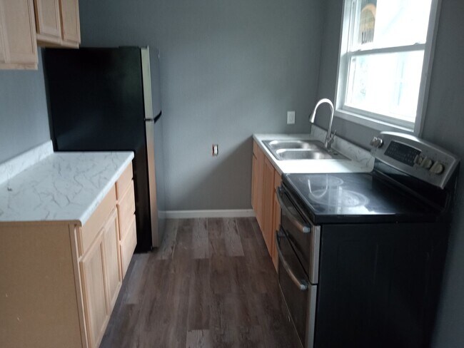Photo - 208 Fairview Ave Unit #2